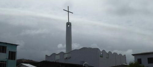 L'église de Puerto Villamil, Isabela