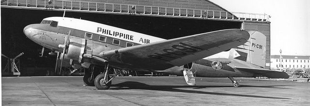 Douglas DC-3 de Philippine Air Lines en 1953