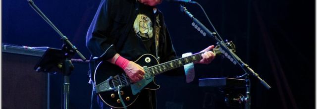 Neil Young & Crazy Horse (1) - Festival des Vieilles Charrues 2013