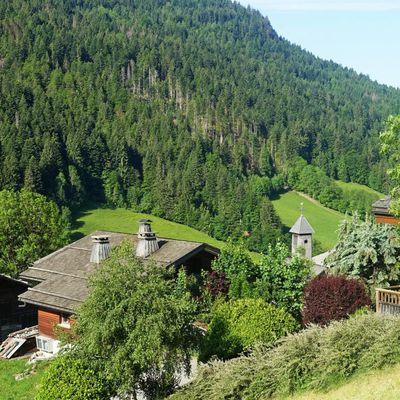 La Tête des Annes, un belvédère face aux Aravis 