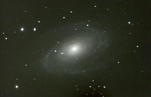 2016-05-04 et 07 : M81, sous le ciel pourri de la région parisienne