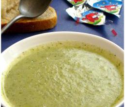 SOUPE DE COURGETTES À LA VACHE QUI RIT