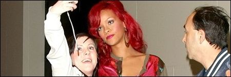 Rihanna quitte les studios de MTV