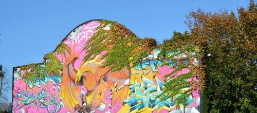 ... un mur...