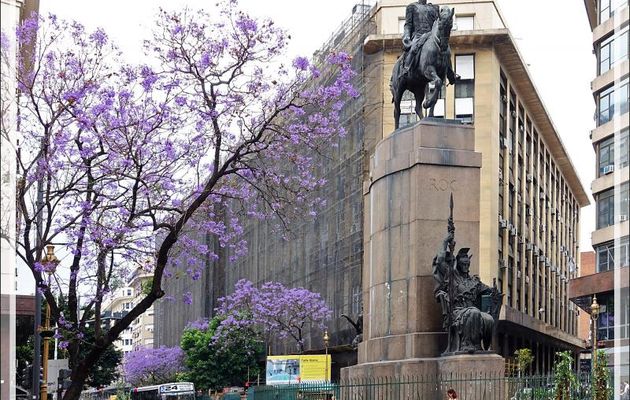 Comme quoi à chacun ses héros : monument à la gloire de Roca, général génocidaire des Mapuche, peuple indigène de Patagonie - Buenos Aires - Argentine 