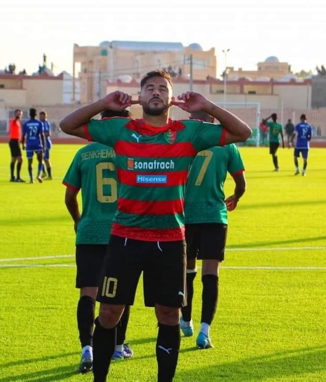 Samedi 25.11.2023 à Oued Souf Stade du 