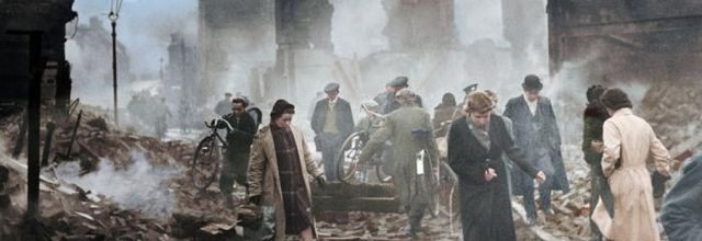 "Le monde sous les bombes :   De Guernica à Hiroshima"
