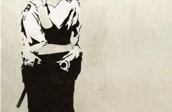 Ma grand'mère chantait souvent : un baiser, un baiser, un baiser ... pas sur la bouche !!! 