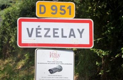 VÉZELAY (Yonne) (1/3)