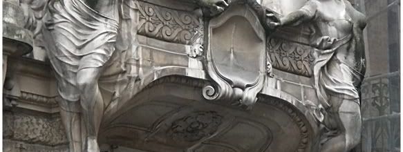 Cariatides du 16 rue d'Abbeville ( Paris 10ème )