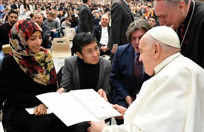 La "Déclaration sur la fraternité humaine" remise au Pape François - VA