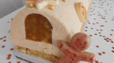 Buche mousse caramel et son insert abricot pomme vanille