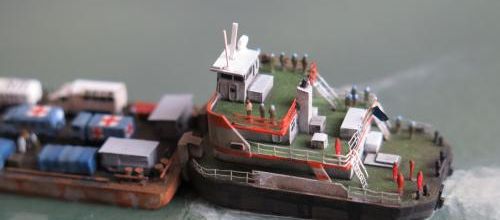 Ferrailleurs et petits baigneurs