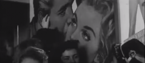 Elvis Presley Fans - 1956 Love Me Tender