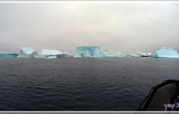 Le cimetière d'icebergs de Savissivik - Qaasuitsup - Baie de Melville - Groenland
