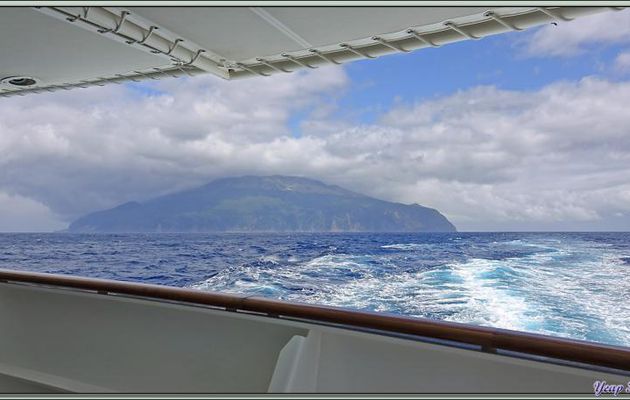 L'adieu à Tristan ! C'est parti pour 4 jours de mer direction l'Afrique du Sud - Tristan da Cunha