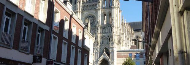 Marcher vers la Grande Dame