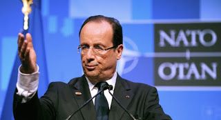 Bannière US sur l'UE.Maintenant sur la France,avec des bases de l'OTAN sur son sol ?