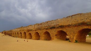 Les plus beaux aqueducs romains ....