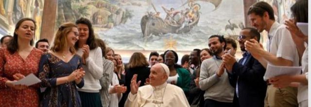 Le Pape au Chemin Neuf: la politique est l’art de la rencontre fraternelle - VA