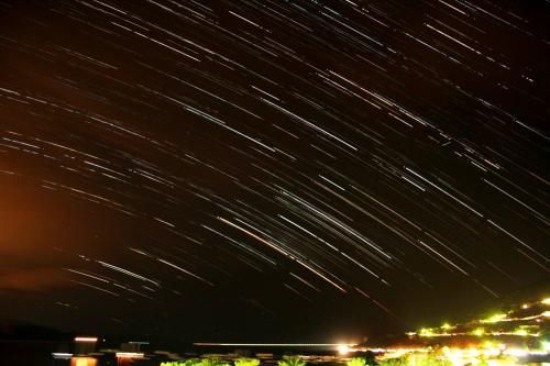 23 Juillet 2012 : Filé d'étoiles sur le Golfe de Sagone (Corse)