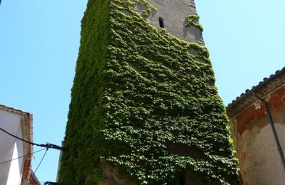 CAMPANILE A LA ROQUEBRUSSANNE