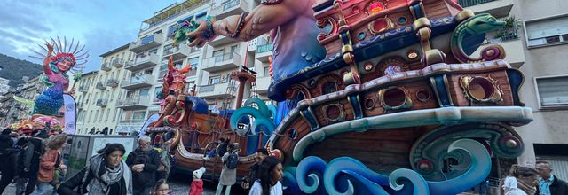 Avant carnaval de Nice 2025 / roi des océans