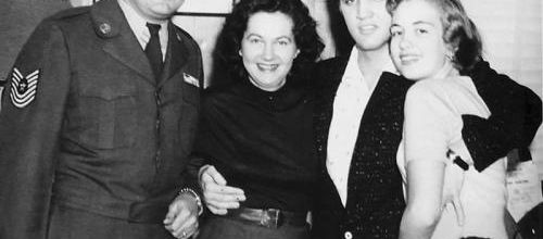 photo elvis......lire sur la photo ....