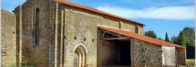 85 . Vendée - Saint Prouant (1) - Prieuré de Grammont 1