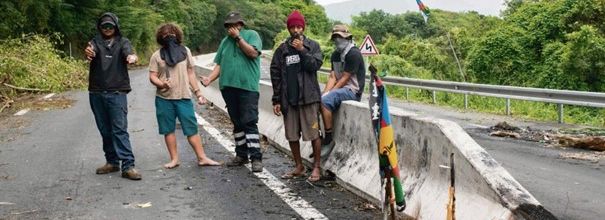 Sur les barrages à Nouméa : « Ils sont venus nous flinguer comme des chiens »