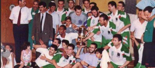 1994-1995 MCA Vainqueur de la Coupe d'Afrique des Vainqueurs de Coupe