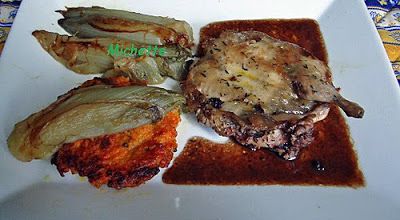 Caille marinée en crapaudine,  galette de carottes, endives, sauce sirupeuse