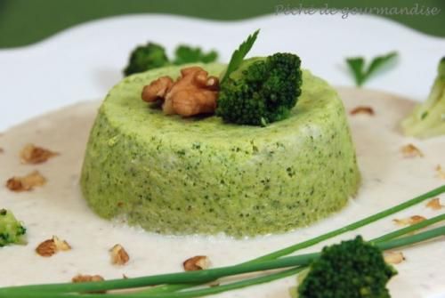 Flan de brocolis à la crème de céleri rave et aux noix
