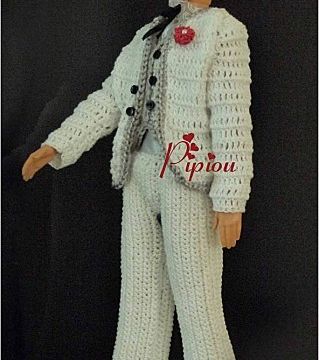 Ken en costume de marié au crochet