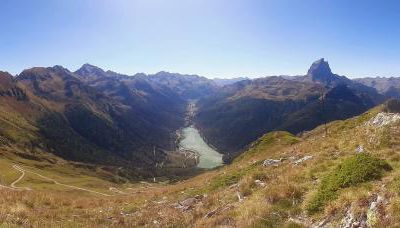 Pic de la Sagette (2031 m.) et son sommet Nord-Est (2048 m.)