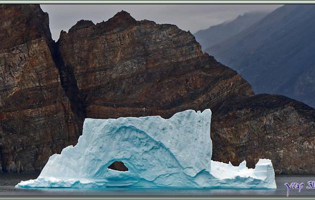Le dernier iceberg de la journée - Navigation vers Kullorsuaq - Upernavik - Groenland