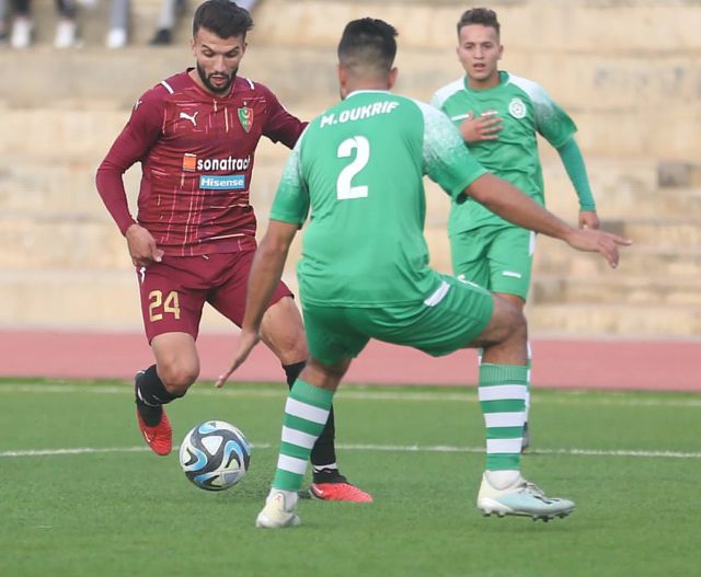Vendredi 3.11.2023 à Ain Benian Stade de l'ESHRA Amical MCA-USM Blida (Inter Région) 4-0 