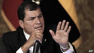 Equateur: Correa assure que son gouvernement analyse la demande d’asile de Snowden