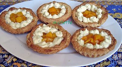 Tartelette feuilletée viennoise, mangue, crème de chocolat blanc, mascarpone et citron vert