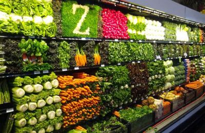 PRESENTATION LEGUMES FRUITS DANS SUPER MARCHE
