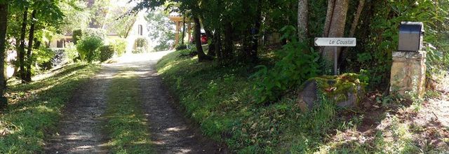 Une semaine en Dordogne : l'extérieur du gîte