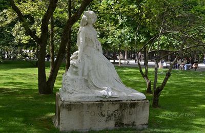   Amantine Aurore Lucile DUPIN, baronne Dudevant, dite George SAND