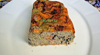 Terrine d' aubergines, crevettes, truite fumée, sauce légère et originale