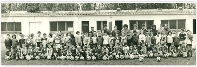 Le coin des jeunes : l'école de football 1981/1982