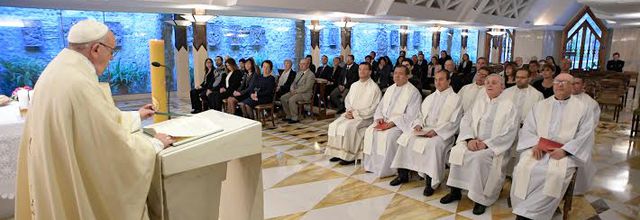 Sainte-Marthe : la doctrine unit, l’idéologie divise, met en garde le pape