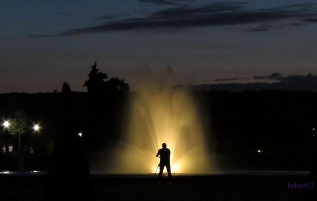 jet d'eau de nuit !