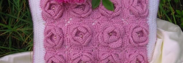 Coussin crochet girly