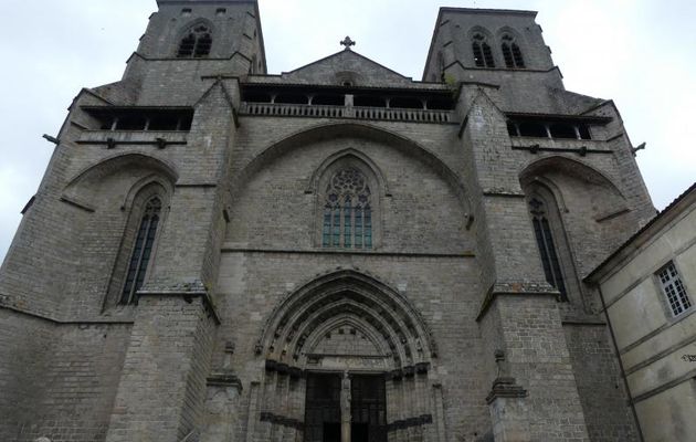 LA  CHAISE  DIEU  - APRES  DECONFINEMENT