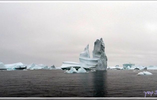 Le cimetière d'icebergs de Savissivik - Qaasuitsup - Baie de Melville - Groenland