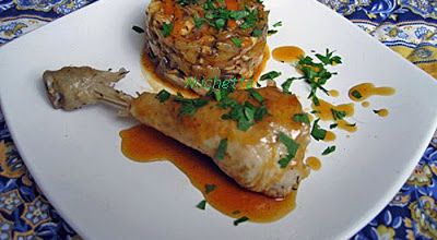 Mille feuilles de légumes au poulet, sauce caramel aux agrumes